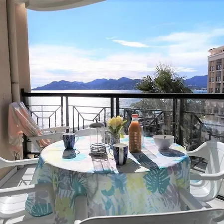2 Pieces Proche Plage Avec Vue Mer, Clim, Wifi Et Piscines - Fr-1-609-21 Cannes